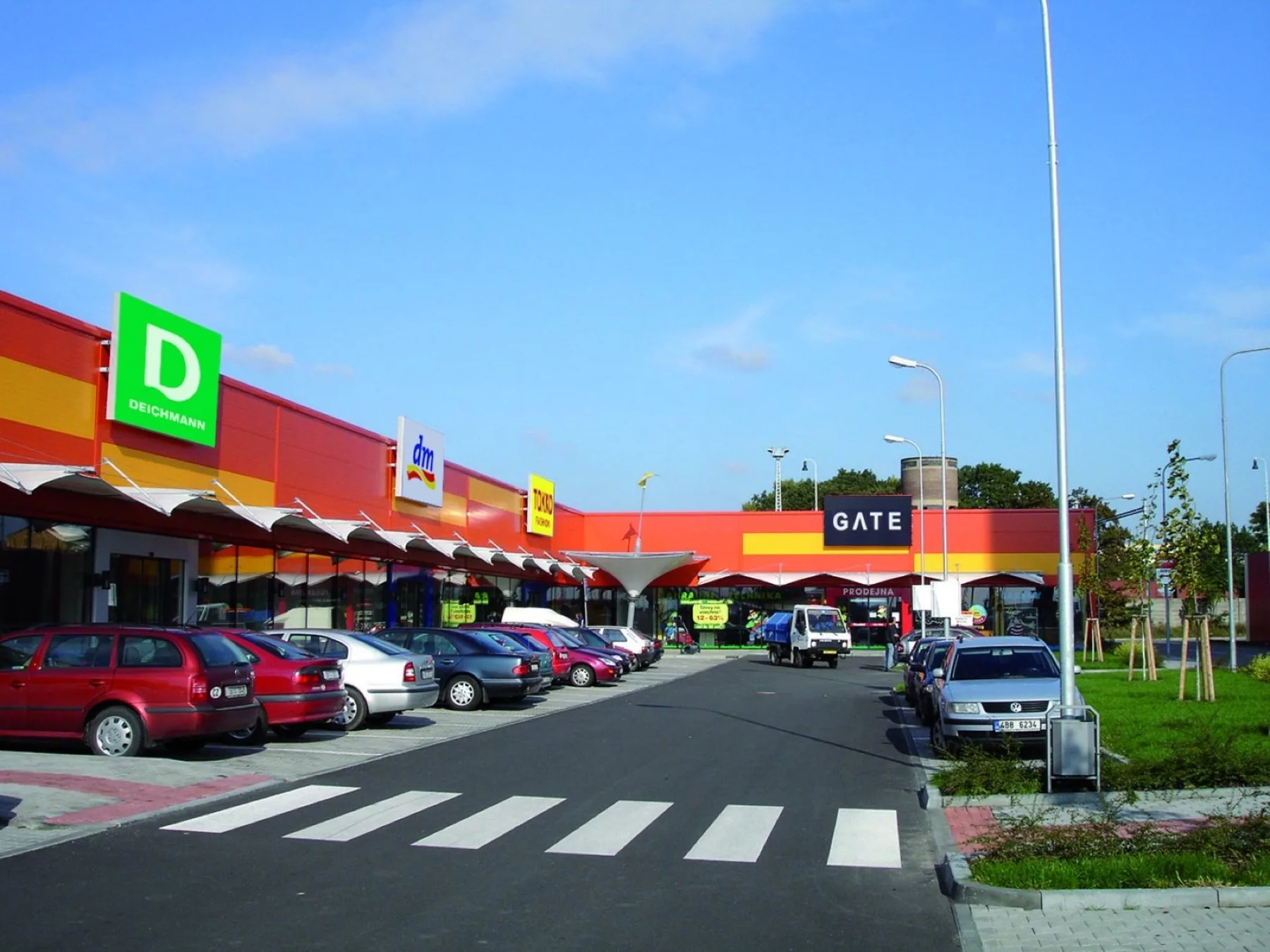 Paráda Shopping — pohľad 02